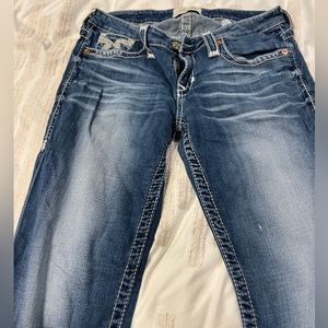 Big Star size 28 slight boot cut jean. Light washed in color. Mid rise